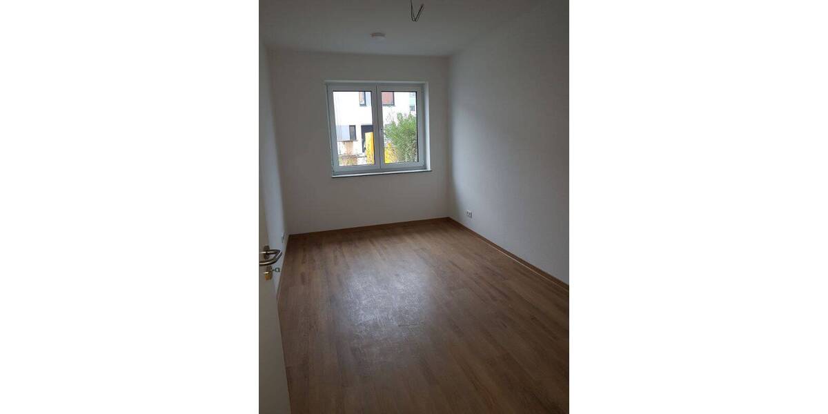 Etagenwohnung Frankfurt am Main Unterliederbach - 2 Zimmer, 68 m&sup2;, 1.012&euro; | Angebot:26259338
