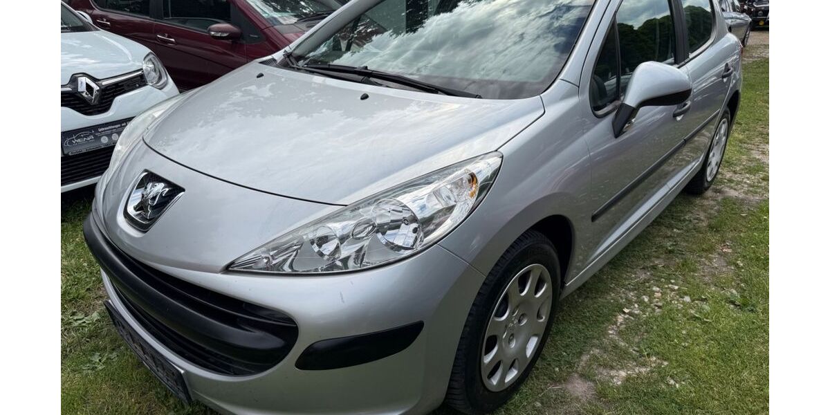 Peugeot 207 124.000 km 2.250 &euro; Mahlow 15831