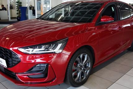 Ford Focus 20.000 km 23.978 &euro; Bocholt 46395