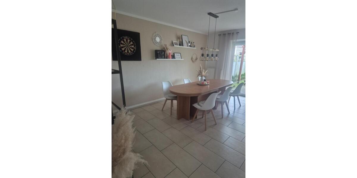 Doppelhaushälfte Friesoythe - 5 Zimmer, 120 m&sup2;, 1.250&euro; | Angebot:25996873