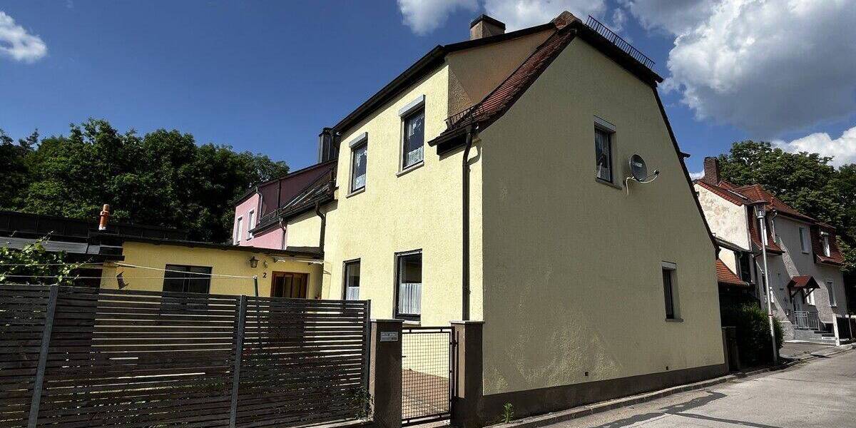 Doppelhaushälfte Ansbach - 6 Zimmer, 135 m&sup2;, 249.000&euro; | Angebot:26867962