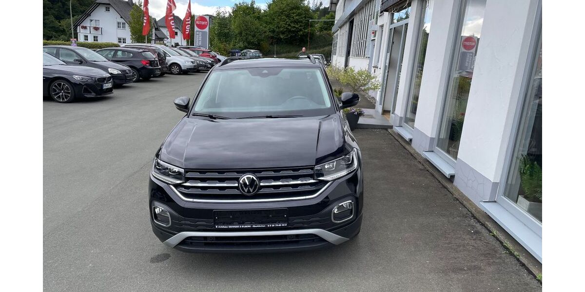 VW T-Cross 28.115 km 20.990 &euro; Schmallenberg 57392