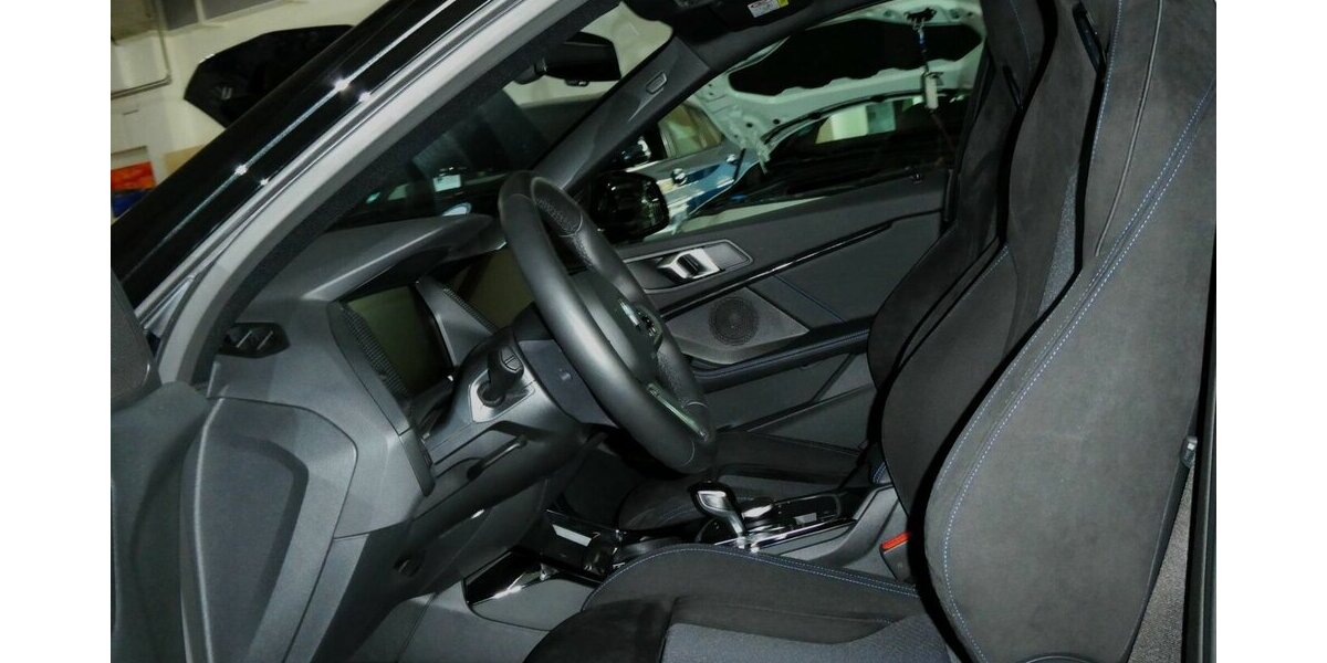 BMW 218 Gran Coupe 218i MSport HUD,MSportsitze,Kamera 23.998 km 28.990 &euro; Landshut 84030