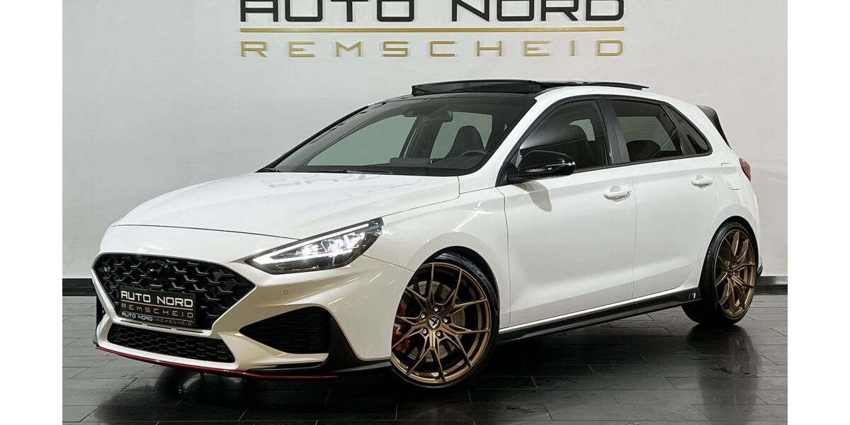 Hyundai i30 12.400 km 35.490 &euro; Remscheid 42897