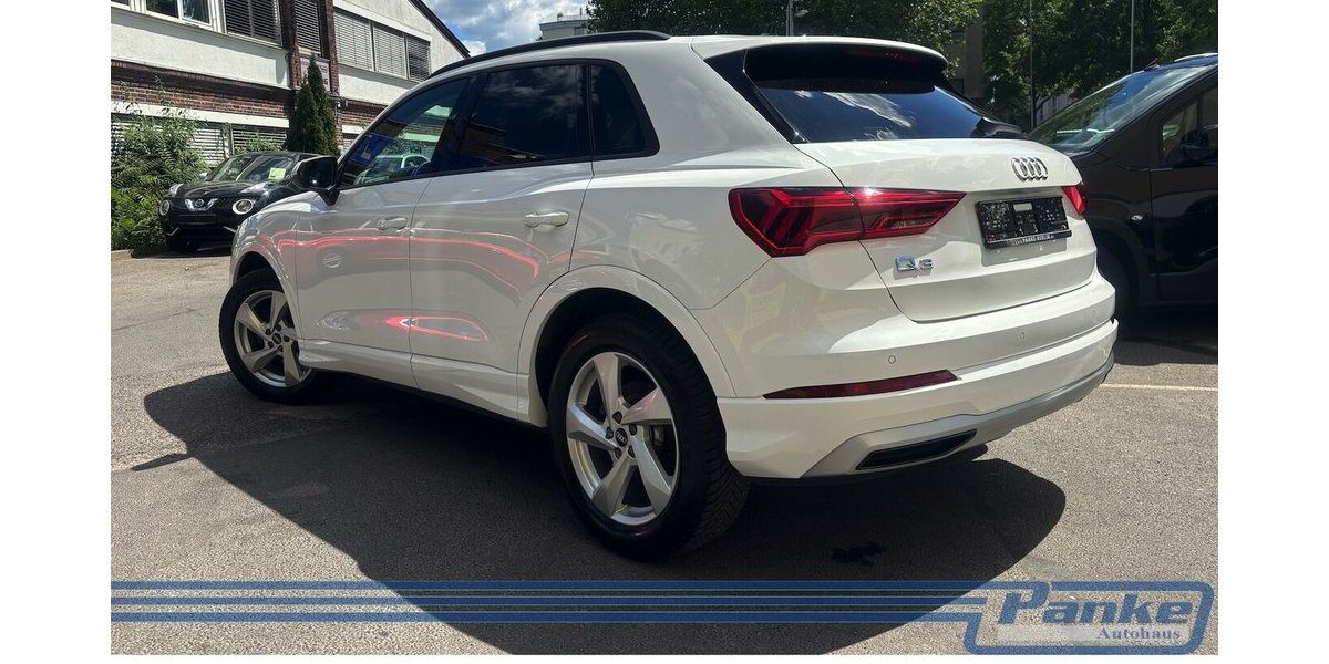Audi Q3 35 TFSI advanced Aut.*LED*NAV*Sound*SHZ* 66.053 km 23.490 &euro; Berlin 13187