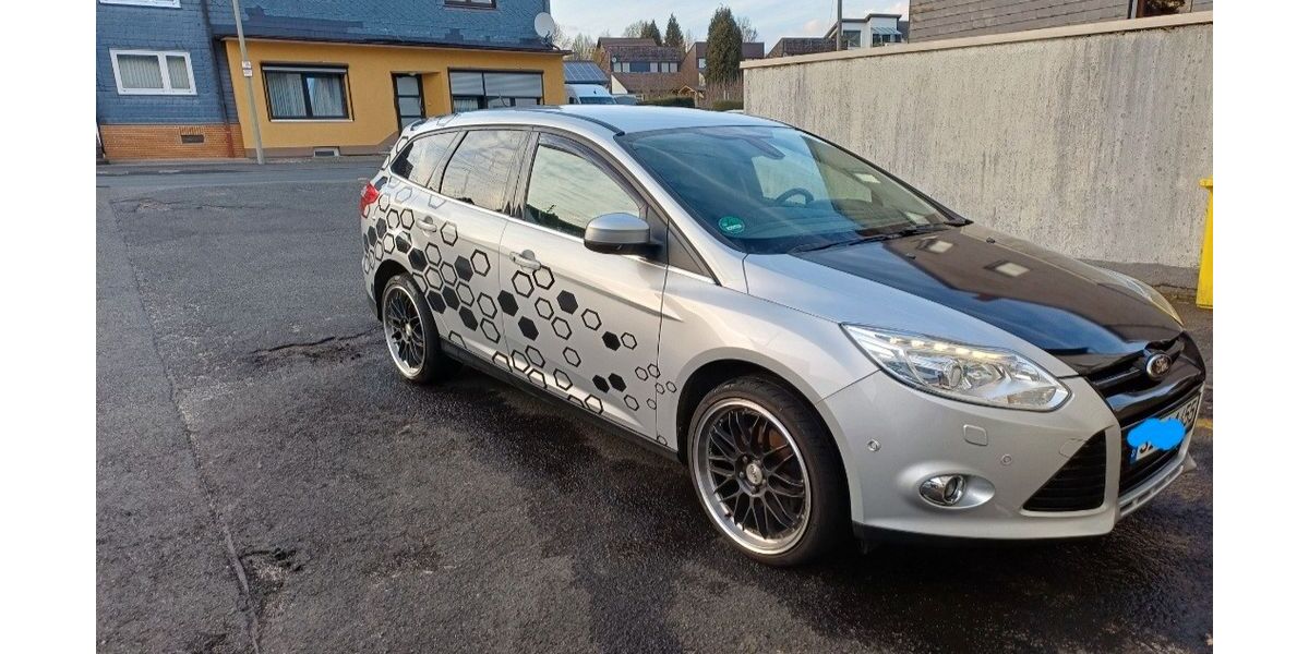 Ford Focus 149.000 km 5.101 &euro; Kreuztal 57223