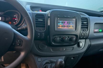 Opel Vivaro 187.641 km 7.900 &euro; Edemissen 31234