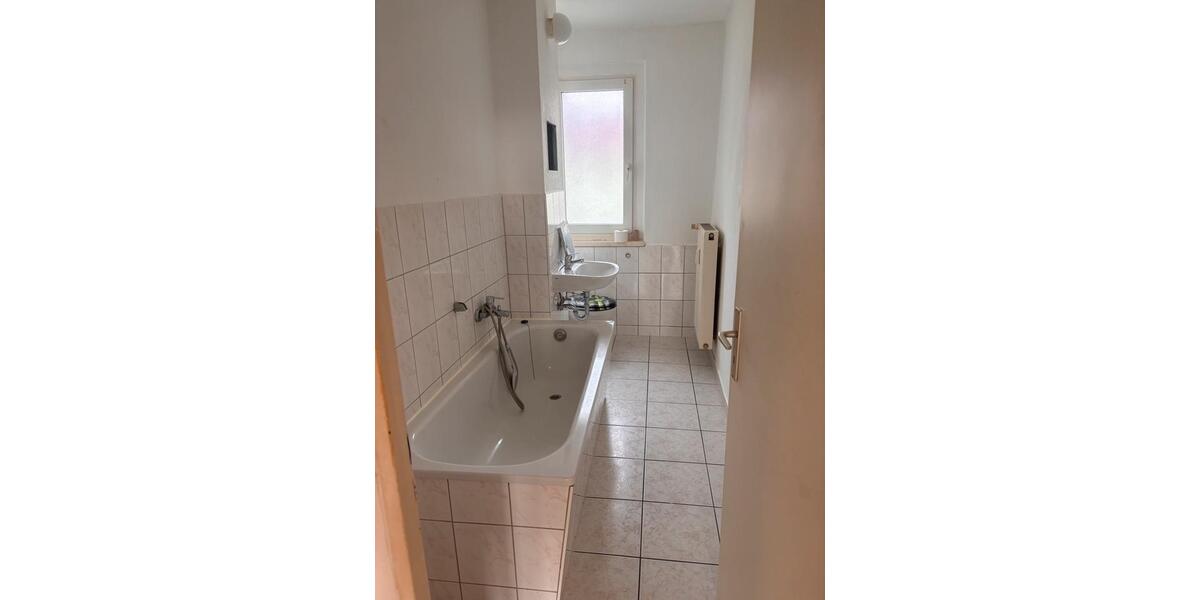 Etagenwohnung Beeskow - 4 Zimmer, 73 m&sup2;, 600&euro; | Angebot:25081290