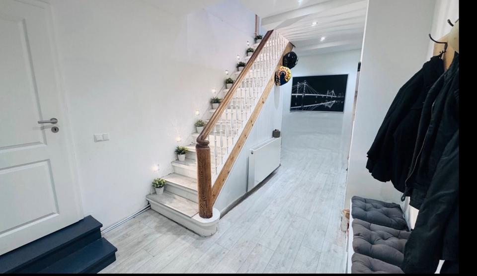 Einfamilienhaus Drei Gleichen - 7 Zimmer, 175 m&sup2;, 265.000&euro; | Angebot:26758319