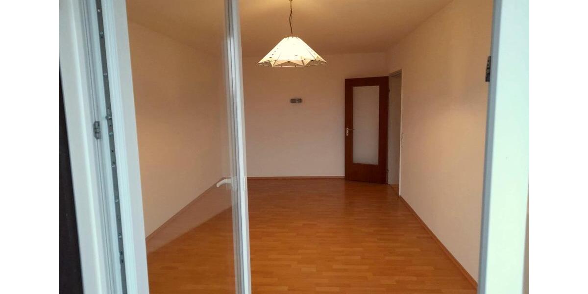 Etagenwohnung Reutlingen - 2.5 Zimmer, 56 m&sup2;, 219.000&euro; | Angebot:26889124