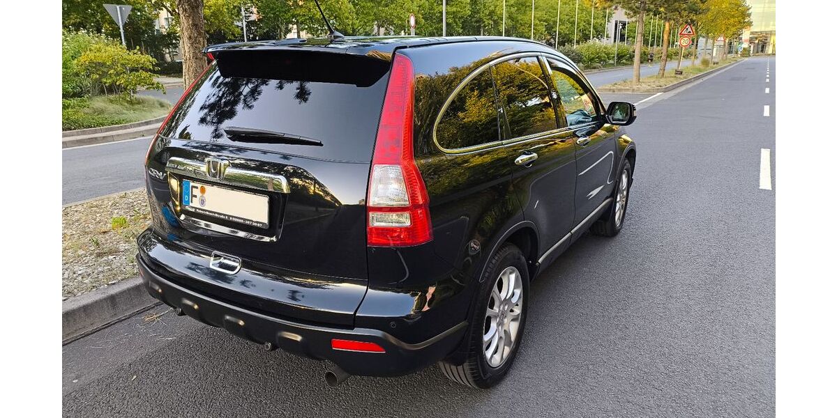 Honda CR-V 194.000 km 11.900 &euro; Frankfurt 60486