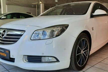 Opel Insignia 181.861 km 8.950 € Berlin 12349