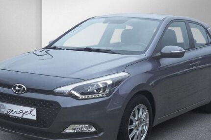 Hyundai i20 47.400 km 12.499 &euro; Wunsiedel 95632