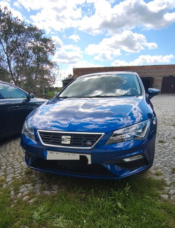 Seat Leon 89.000 km 15.500 € Berthelsdorf 02747