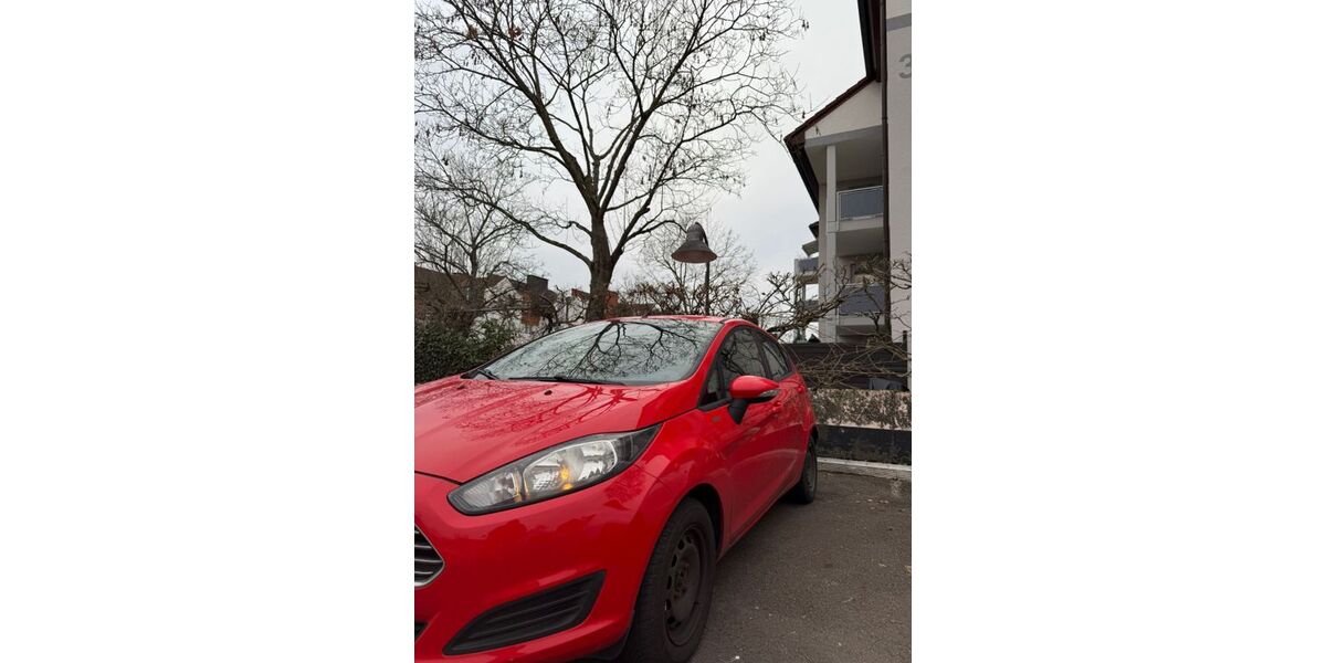 Ford Fiesta 210.000 km 1.999 &euro; Rüsselsheim 65428