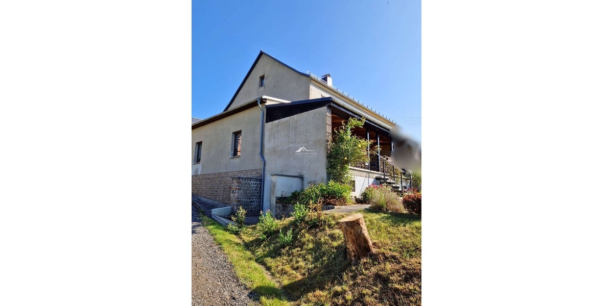 Stilvolle Doppelhaushälfte mit großzügiger, überdachter Terrasse – Wohnen mit Weitblick und Komfort 4 zimmer
