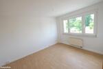 Etagenwohnung Saalfeld (Saale) - 2 Zimmer, 47 m&sup2;, 265&euro; | Angebot:25376307
