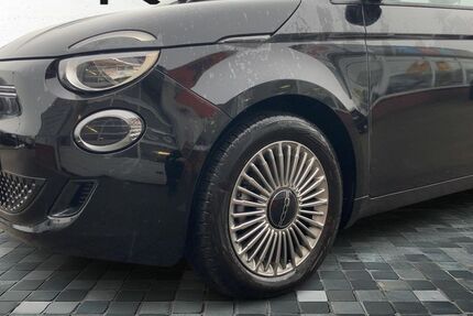 Fiat 500e 20.869 km 23.997 &euro; Zerbst / Anhalt 39261