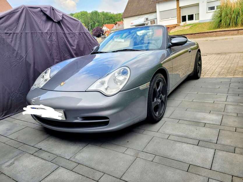 996