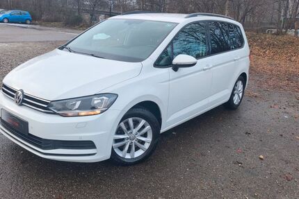 VW Touran 198.000 km 11.950 &euro; München 80939