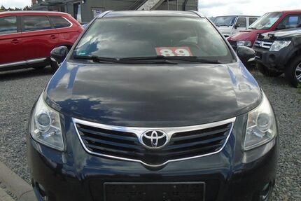 Toyota Avensis 120.000 km 6.950 &euro; Wildau 15745