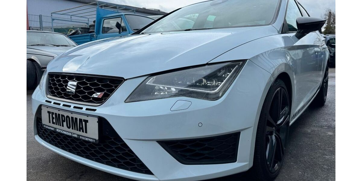 Seat Leon 125.000 km 16.990 &euro; Schweinfurt 97424