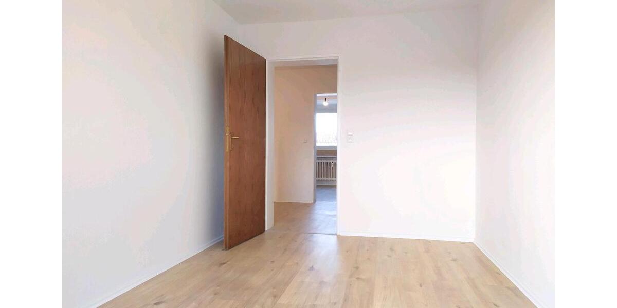 Dachgeschoßwohnung Stolberg (Rheinland) - 3 Zimmer, 65 m&sup2;, 159.000&euro; | Angebot:24976847