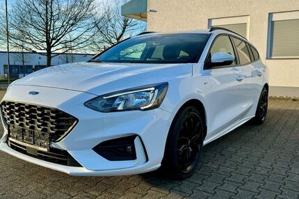 Ford Focus 52.000 km 12.900 € Gelsenkirchen 45891