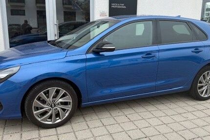 Hyundai i30 64.900 km 12.490 &euro; Straßlach bei München 82064