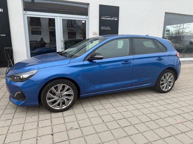 Hyundai i30 64.900 km 12.490 &euro; Straßlach bei München 82064