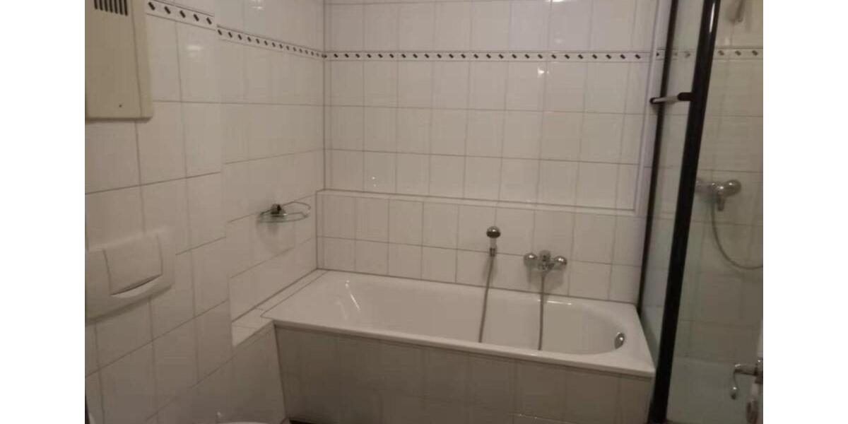 Hochparterre Freiburg im Breisgau Munzingen - 3 Zimmer, 92 m&sup2;, 1.350&euro; | Angebot:25305308