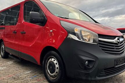 Opel Vivaro 71.000 km 15.988 &euro; Rheinbach 53359