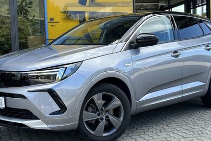 Opel Grandland (X) 28.932 km 22.990 &euro; Nortorf 24589