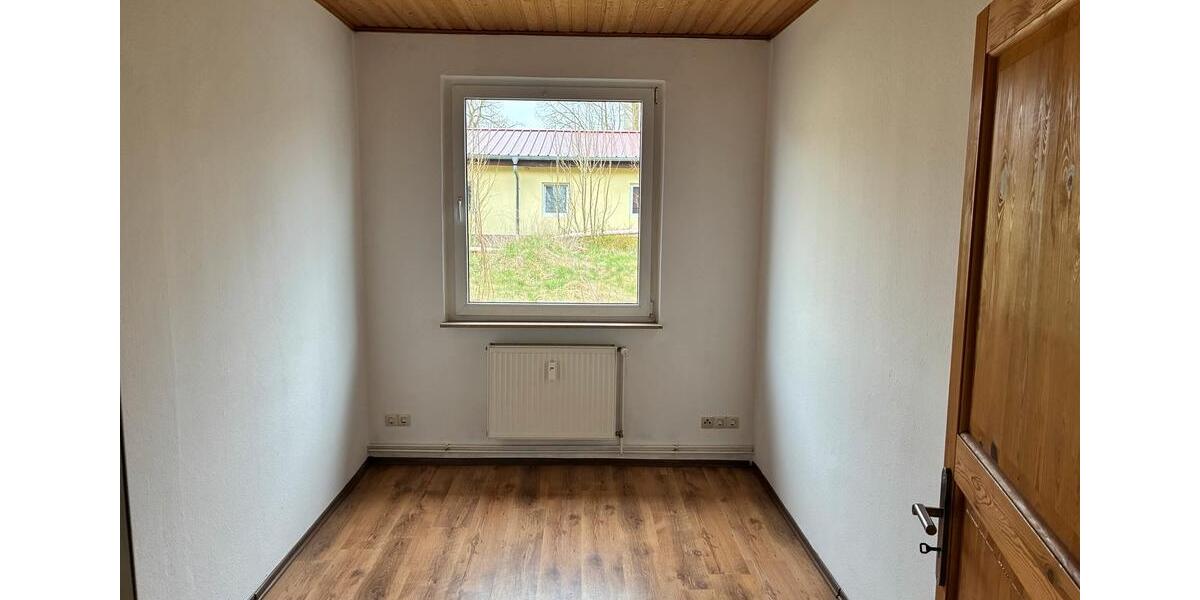 Erdgeschoßwohnung Neustadt-Glewe Glewe - 4 Zimmer, 88 m&sup2;, 676&euro; | Angebot:26023792