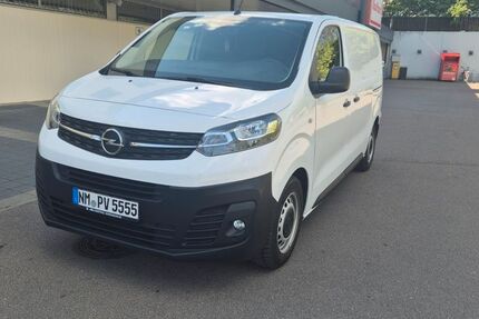 Opel Vivaro 98.000 km 15.000 € Neumarkt 92318
