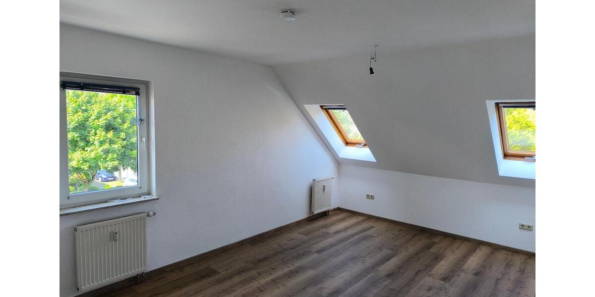 Dachgeschoßwohnung Gießen Allendorf - 2 Zimmer, 73 m&sup2;, 780&euro; | Angebot:26301279