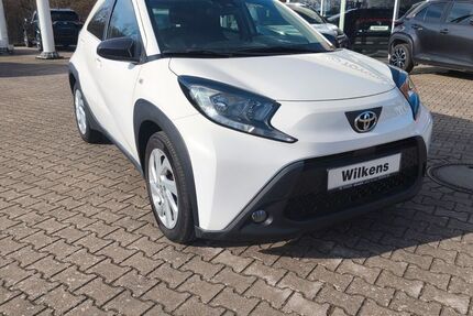 Toyota Aygo (X) 91.000 km 12.900 &euro; Lohne 49393