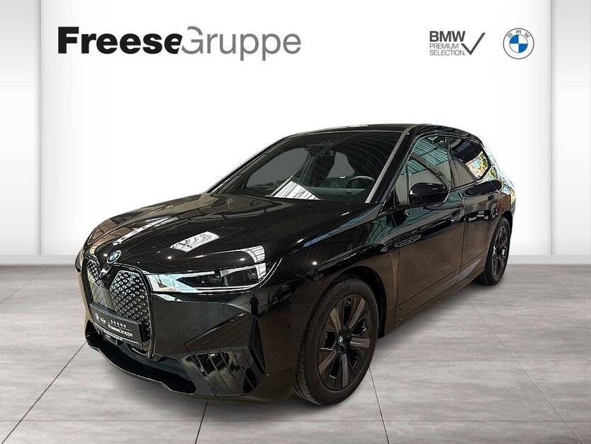 BMW iX 42.393 km 47.990 € Oldenburg 26125