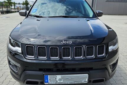 Jeep Compass 28.600 km 21.900 € Wettstetten 85139