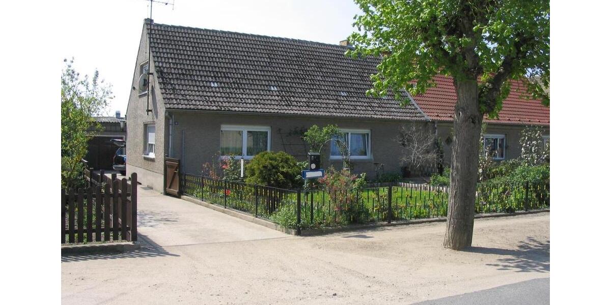 Doppelhaushälfte Neustadt (Dosse) - 4 Zimmer, 125 m&sup2;, 150.000&euro; | Angebot:27086747