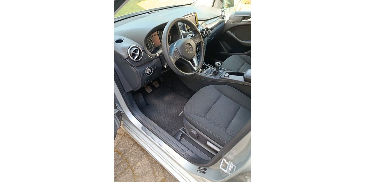 Mercedes-Benz B 200 72.400 km 8.800 &euro; Heilbad Heiligestadt 37308