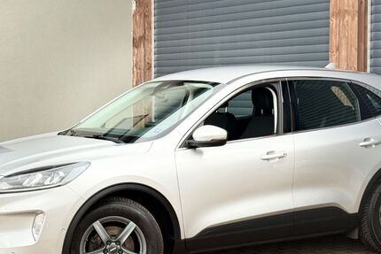 Ford Kuga 164.000 km 12.999 &euro; Saarlouis-Lisdorf 66740