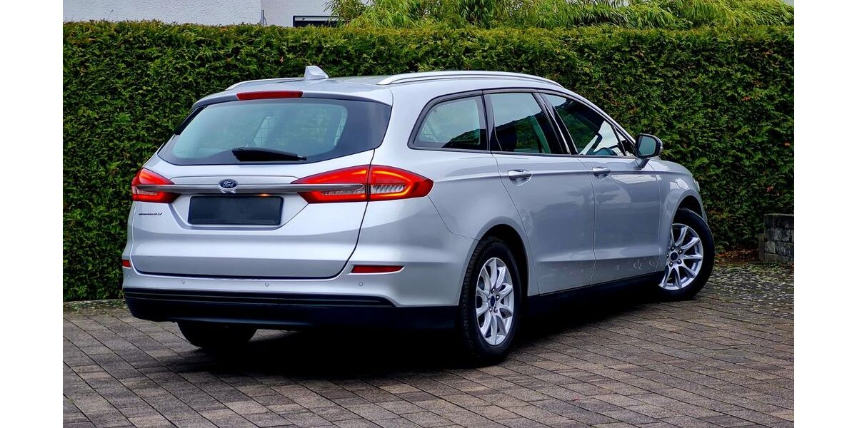 Ford Mondeo 143.000 km 12.900 &euro; Bad Lippspringe 33175