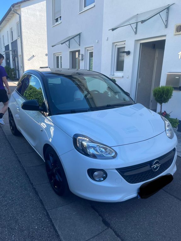 Opel Adam 46.000 km 11.000 € Leutenbach 71397