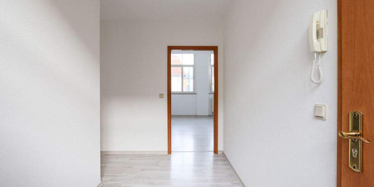 Etagenwohnung Dresden Mickten - 3 Zimmer, 89 m&sup2;, 299.000&euro; | Angebot:25600679