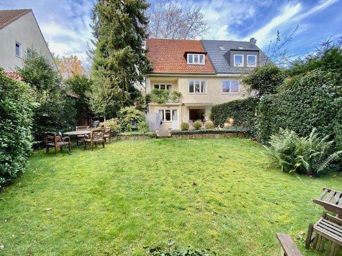 Pauschalmiete EUR 3.400,-_Charmantes Doppelhaus vollmöbliert_Garten_Terrasse_Balkon 3 zimmer