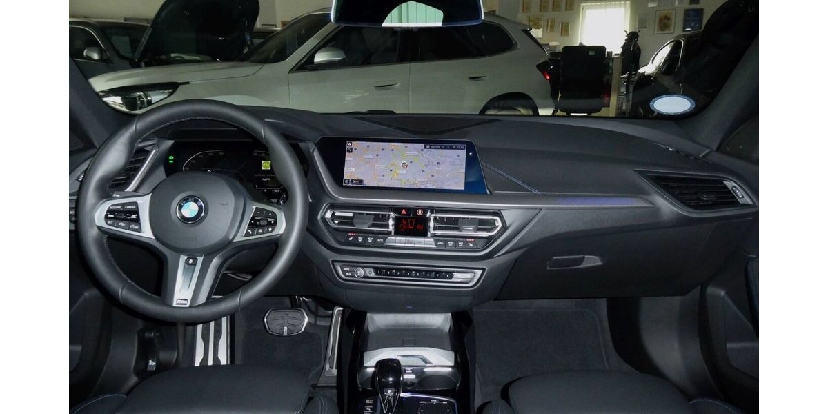 BMW 218 Gran Coupe i MSport HUD,Kamera,NP:57.170 17.000 km 28.590 &euro; Landshut 84030
