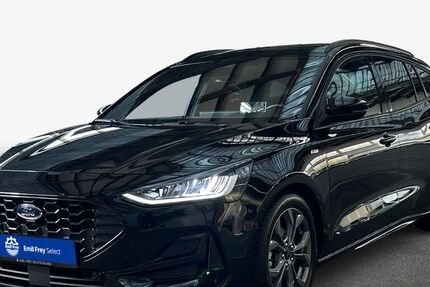 Ford Focus 12.220 km 27.940 € Dresden 01159