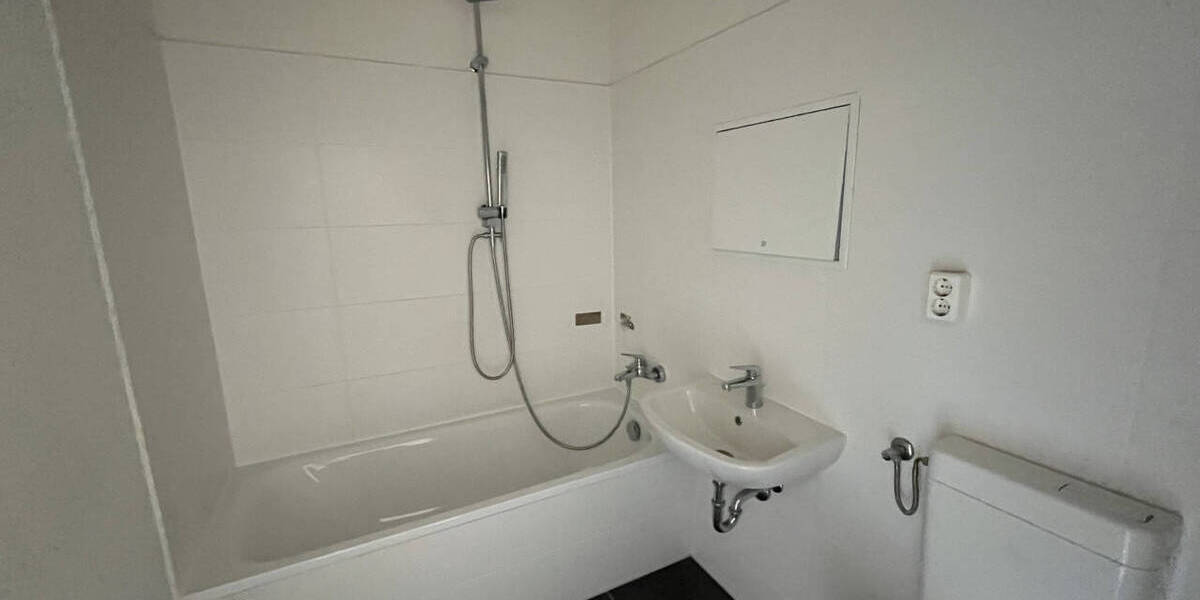 Etagenwohnung Halle (Saale) Westliche Neustadt - 3 Zimmer, 56 m&sup2;, 310&euro; | Angebot:26247635