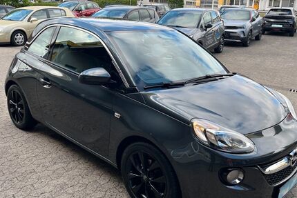 Opel Adam 99.800 km 7.999 &euro; Bad Wildungen 34537